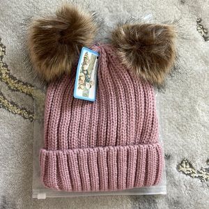Pom Pom beanie